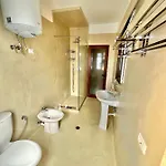 Amos Center * Tirana