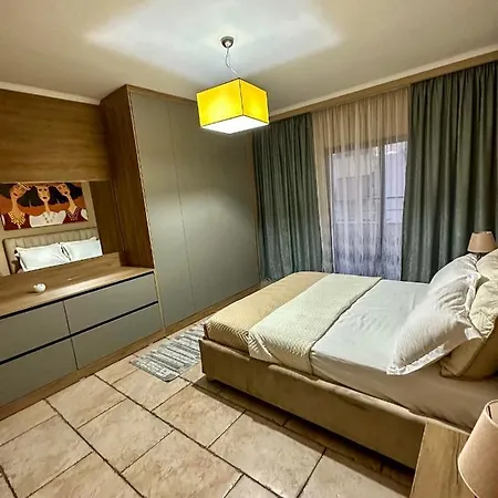 Apartment Amos Center Tirana