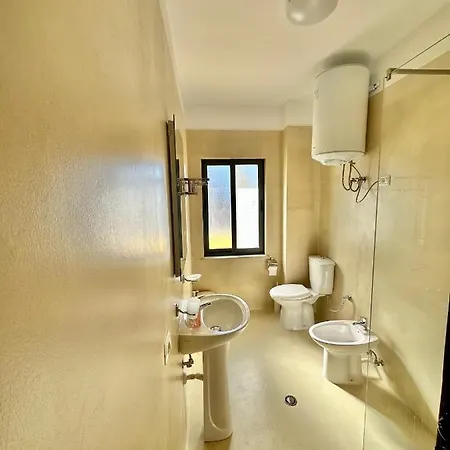 Apartment Amos Center Tirana