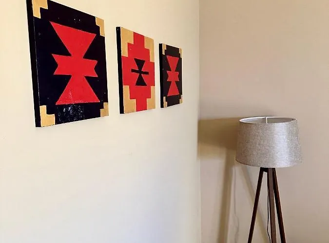 Amos Center * Tirana